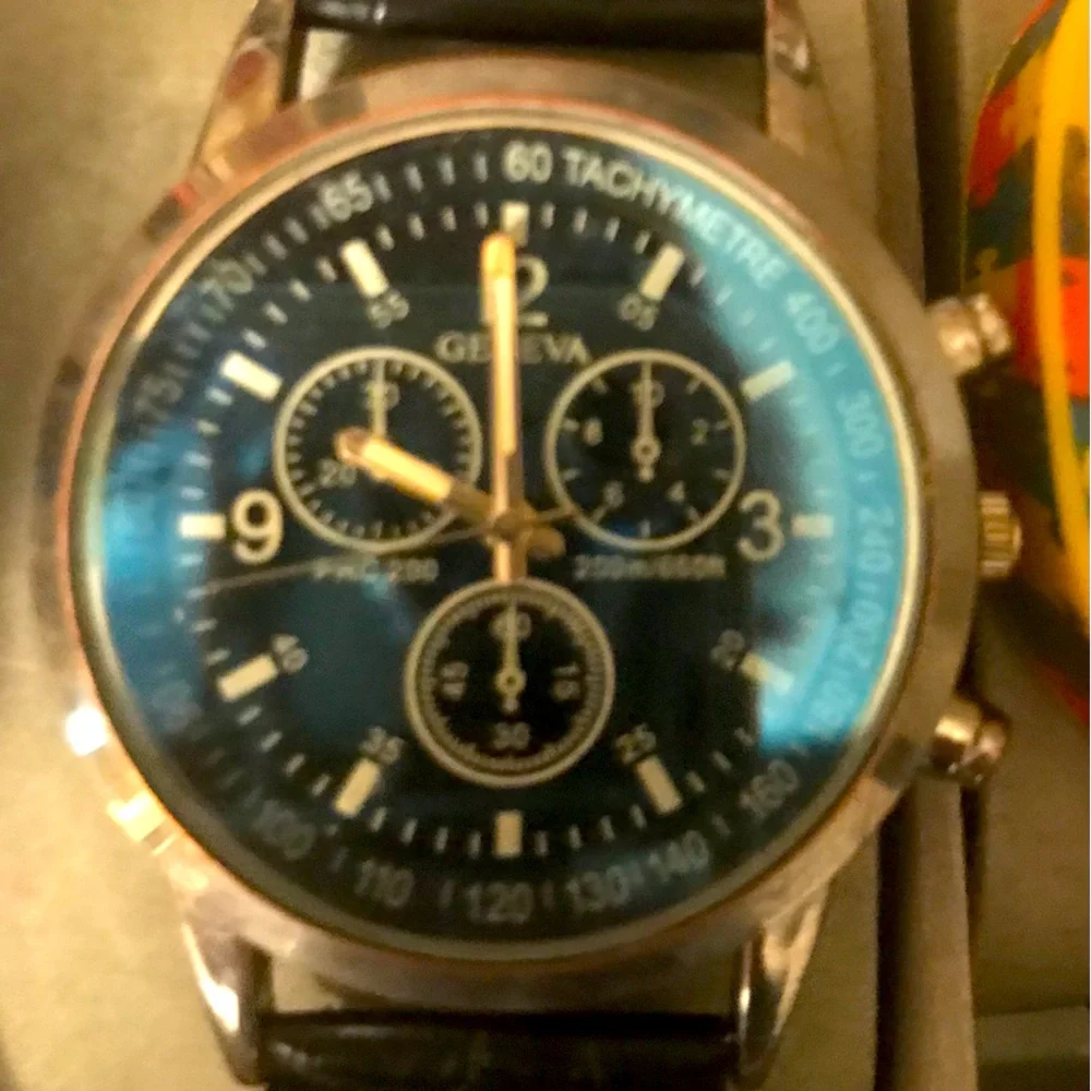 Men’s Watch - Picture 1 of 1